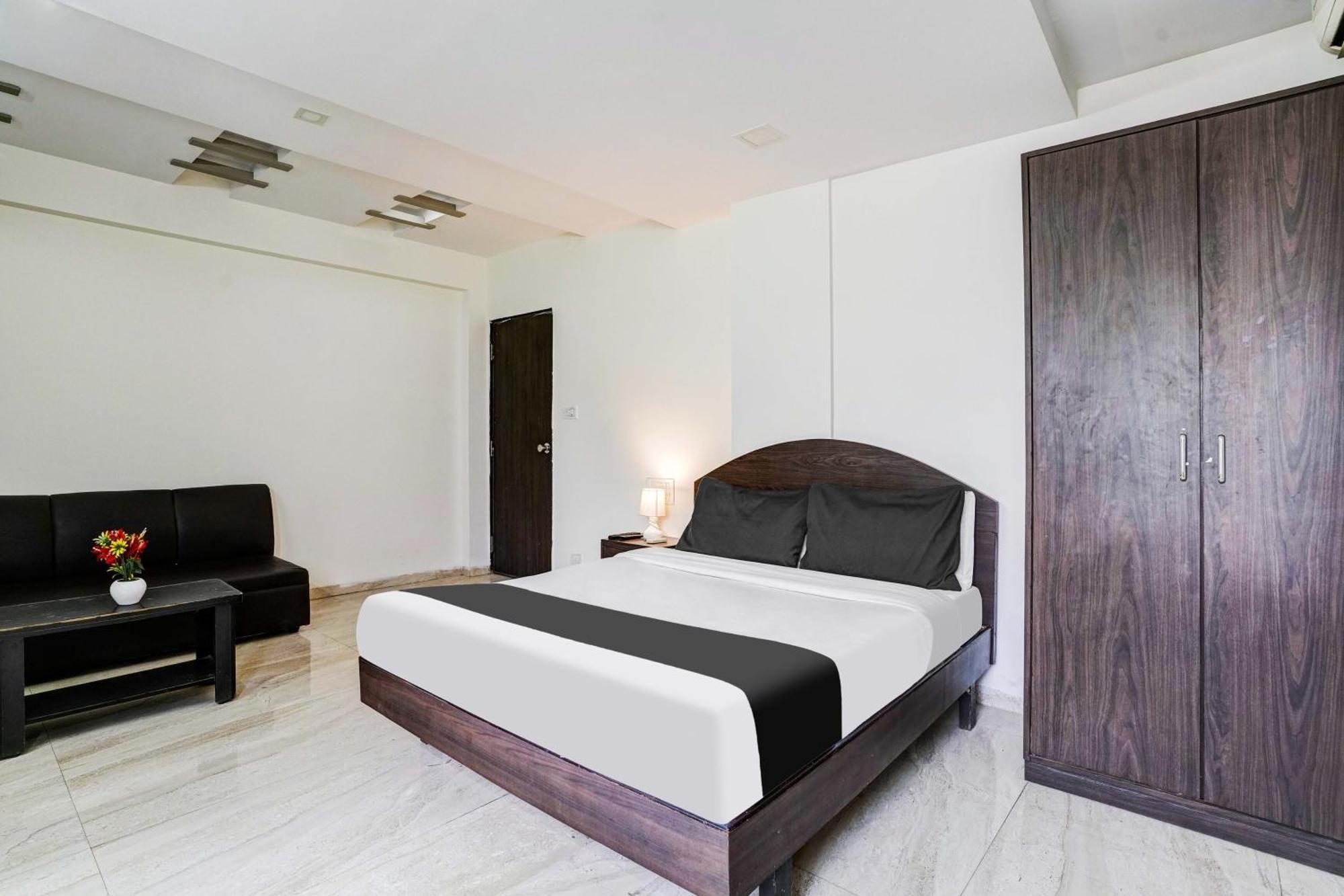 Super Hotel O Nashik Near Vijay Mamta Theatre Formerly Sahara Inn מראה חיצוני תמונה