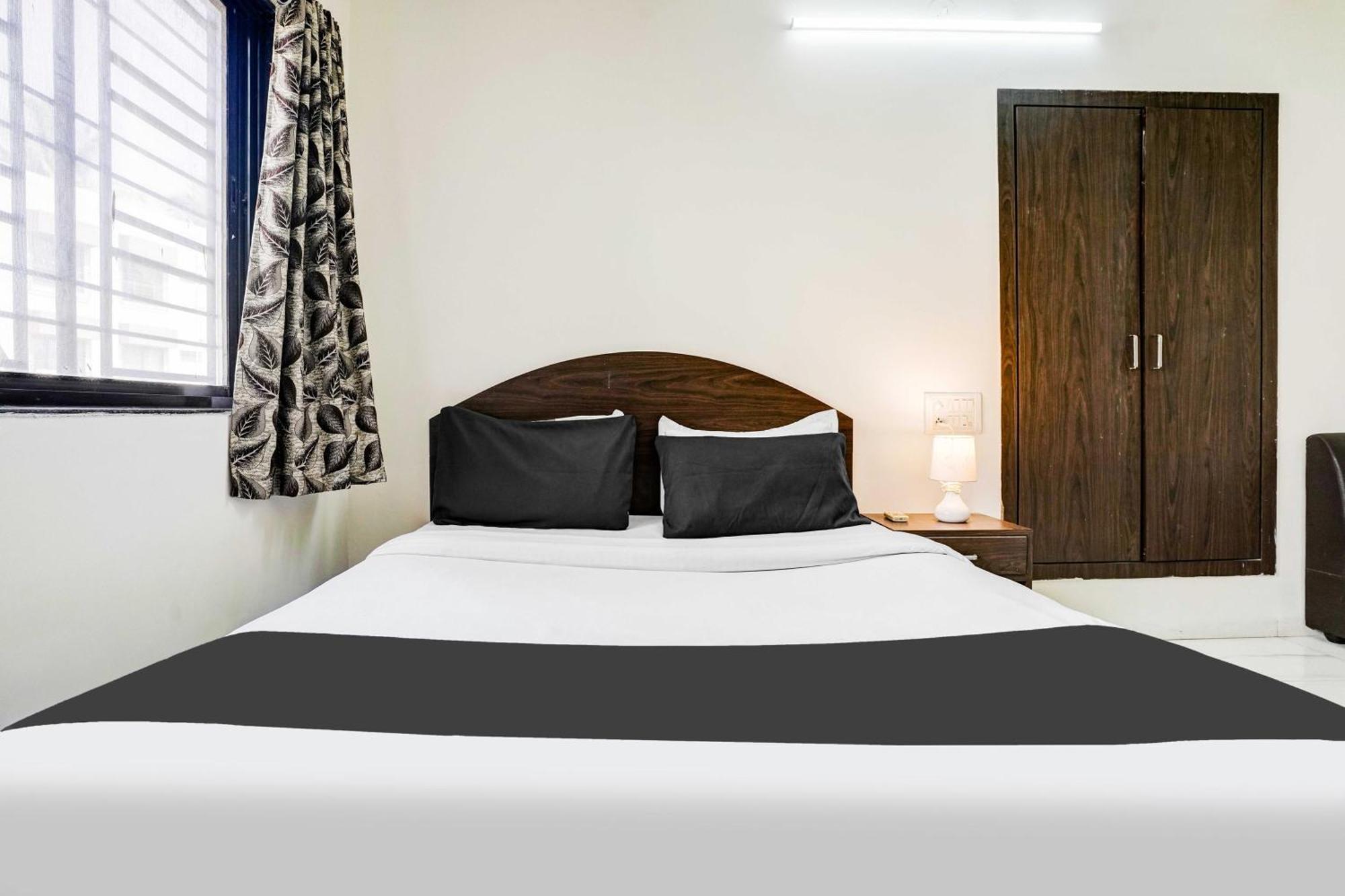 Super Hotel O Nashik Near Vijay Mamta Theatre Formerly Sahara Inn מראה חיצוני תמונה