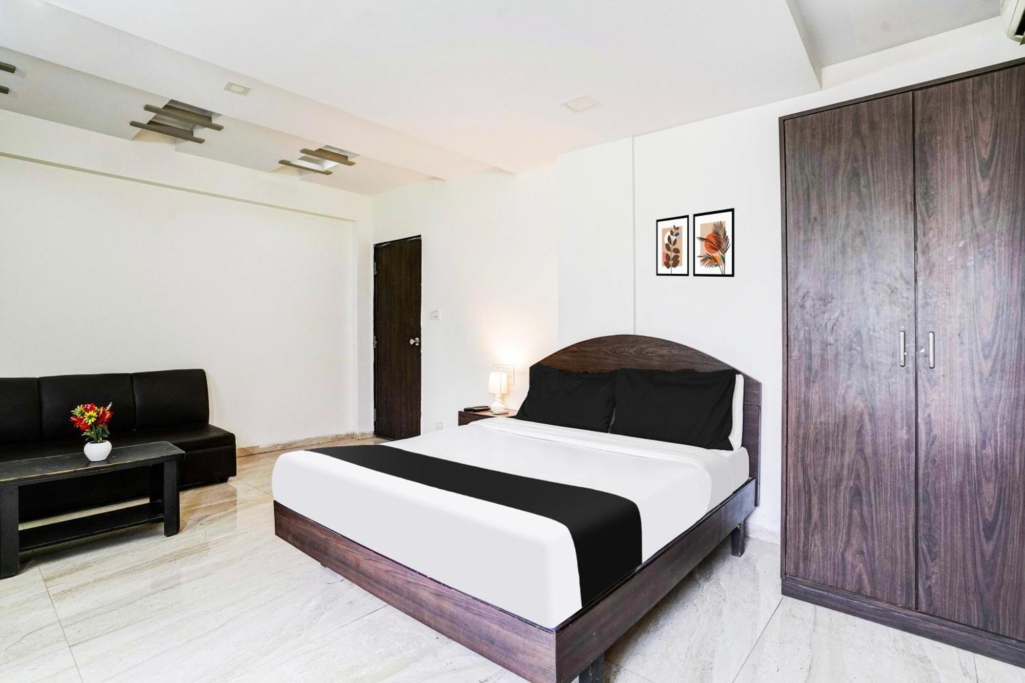 Super Hotel O Nashik Near Vijay Mamta Theatre Formerly Sahara Inn מראה חיצוני תמונה
